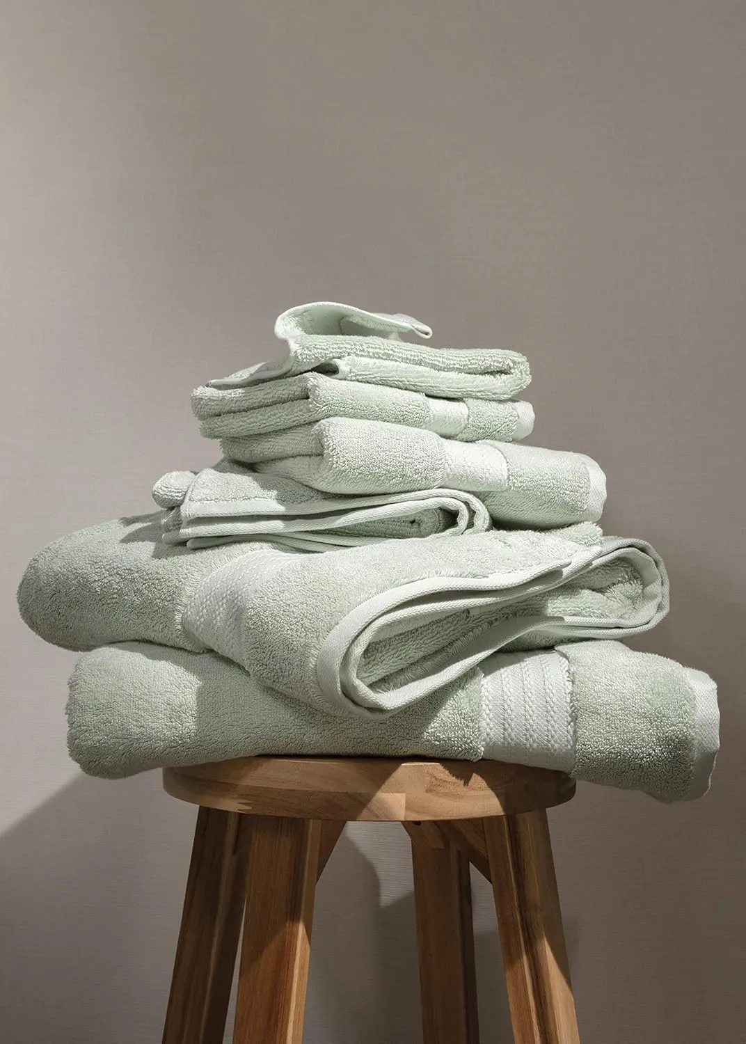 100% Organic Cotton Bath Towel Set | Bathroom Luxury Towel Set of 6 | GOTS Certified | Hotel Premium Towels | 700 GSM | 2 Bath Towels 30 x 56 | 2 Hand Towels 16 x 30 | 2 Wash Cloths 13 x 13 | Green