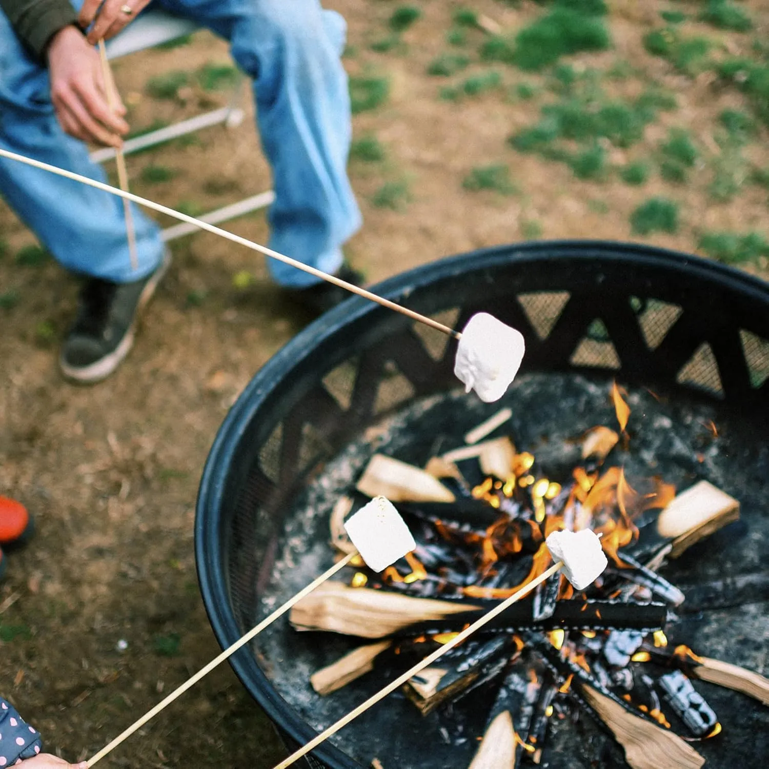 112-Piece S’mores Kit – Makes 24 S’mores – Includes 30” Birch Roasting Sticks, Graham Crackers, Chocolate & Marshmallows – Great for Camping, Bonfires, Parties