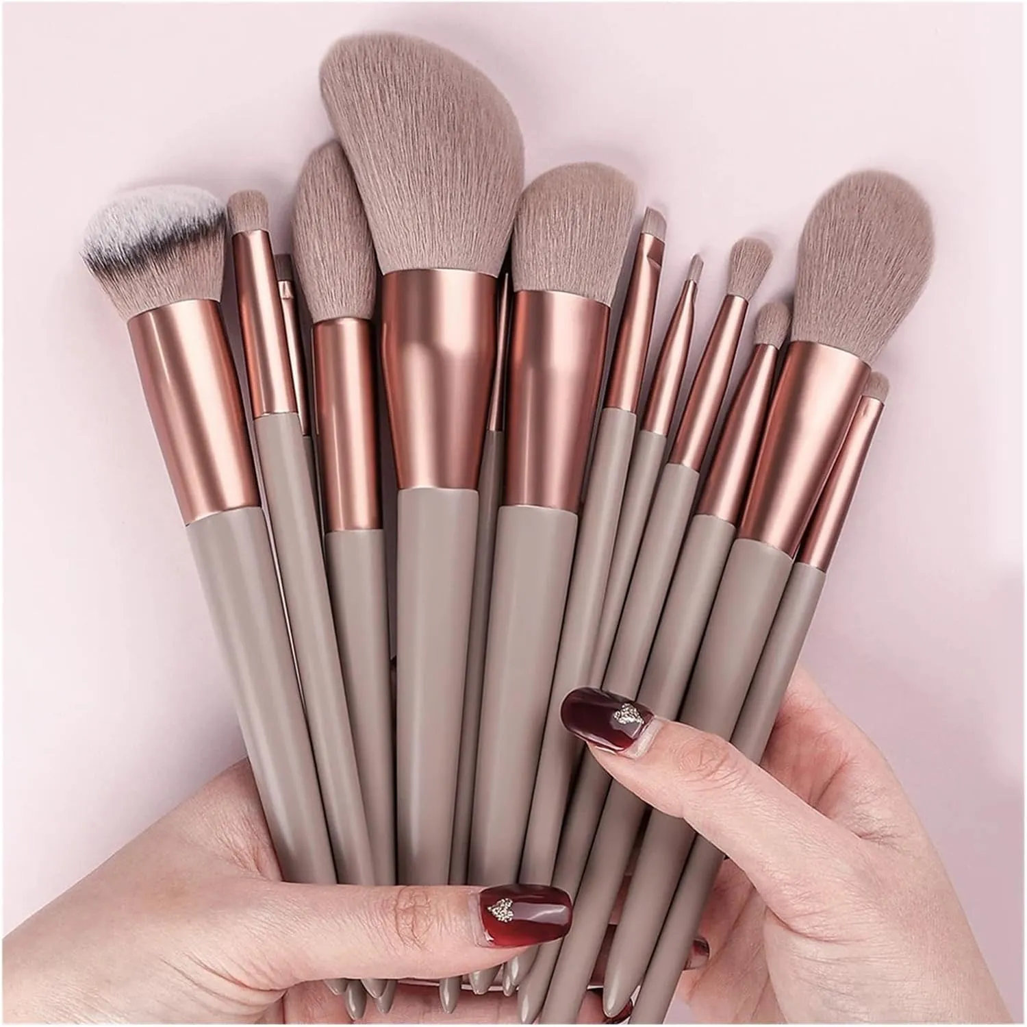 13PCS Makeup Brushes Set with Bag Soft Fluffy for Cosmetics Foundation Blush Powder Eyeshadow Blending Makeup Brush Beauty Tools(Green)