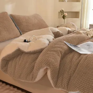 3D Jacquard Design Comforter Set, Ultra-Soft Warm King Size Sherpa Fur Plush 3-Pieces Sets Luxury Cozy Bedding with 2 Pillowcases (104"x90", Beige)