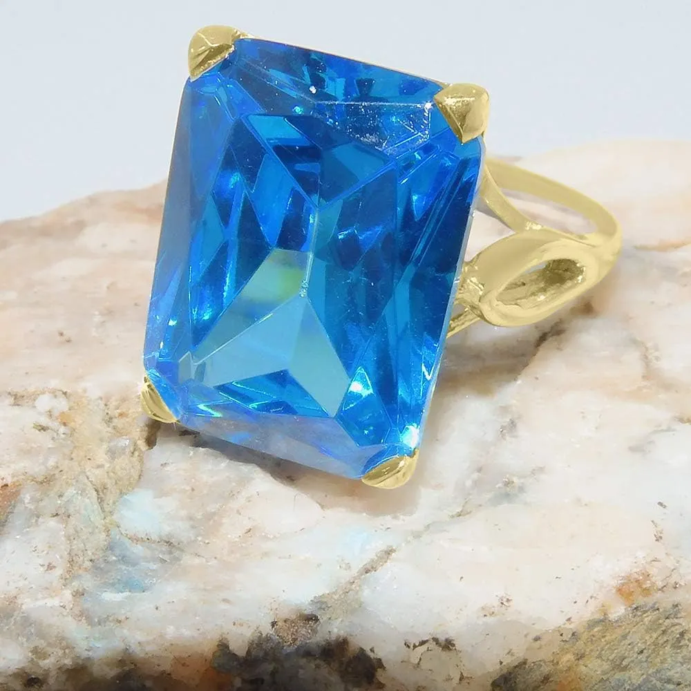 9K Yellow Gold Womens Large Solitaire Blue Cubic Zirconia CZ Basket Ring - Finger Sizes 5 to 12 Available