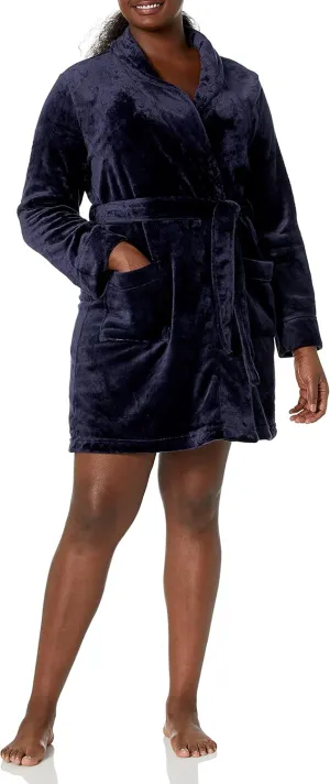 Amazon Essentials Women's Mid-Length Plush Robe (Available in Plus Size)