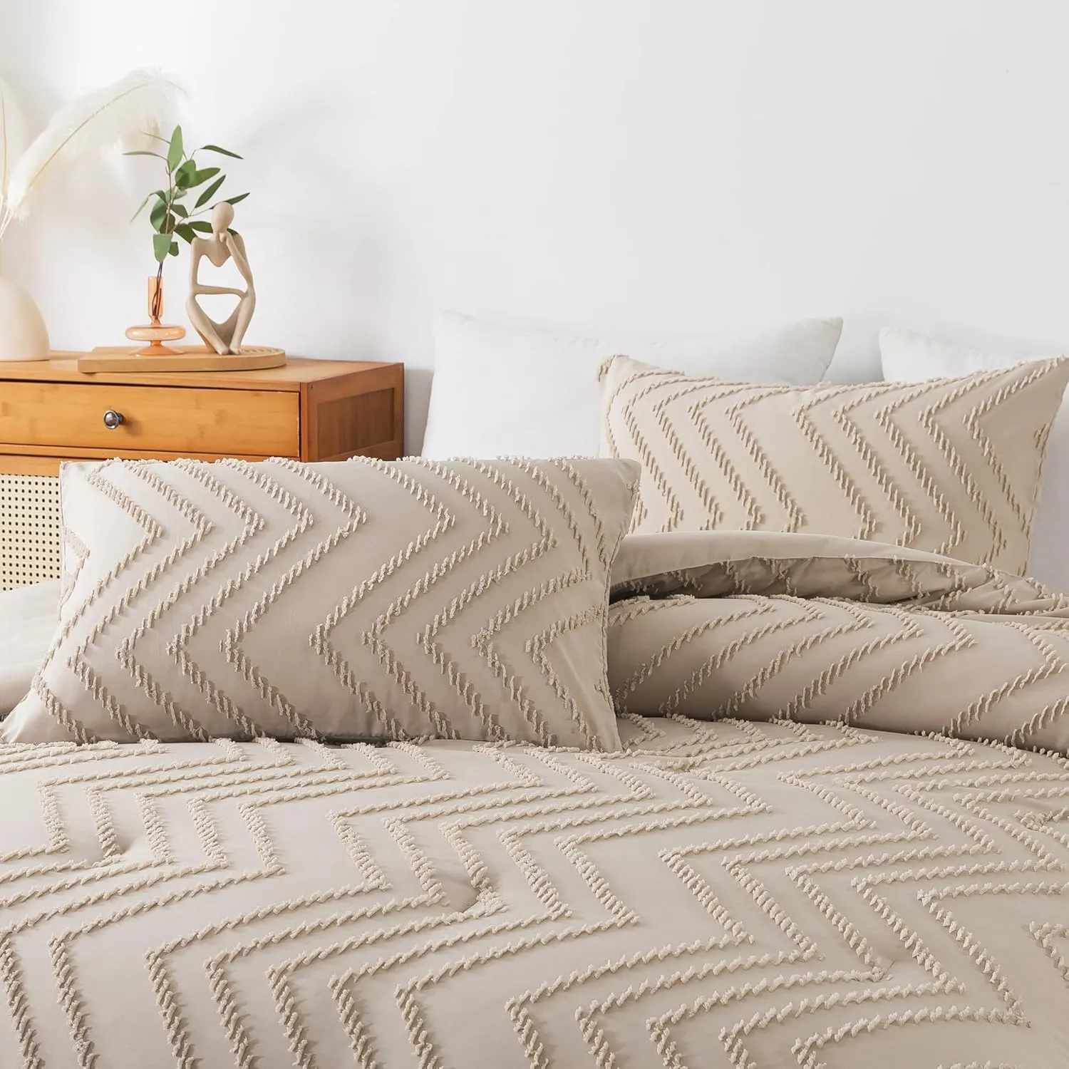 Andency Khaki Comforter Set King Size, Farmhouse Shabby Chic Boho Soft Fluffy Warm Lightweight Bedding Comforter Sets for King Bed, 3 Pieces Chevron Tufted Aesthetic Microfiber Lightweight Bed Set