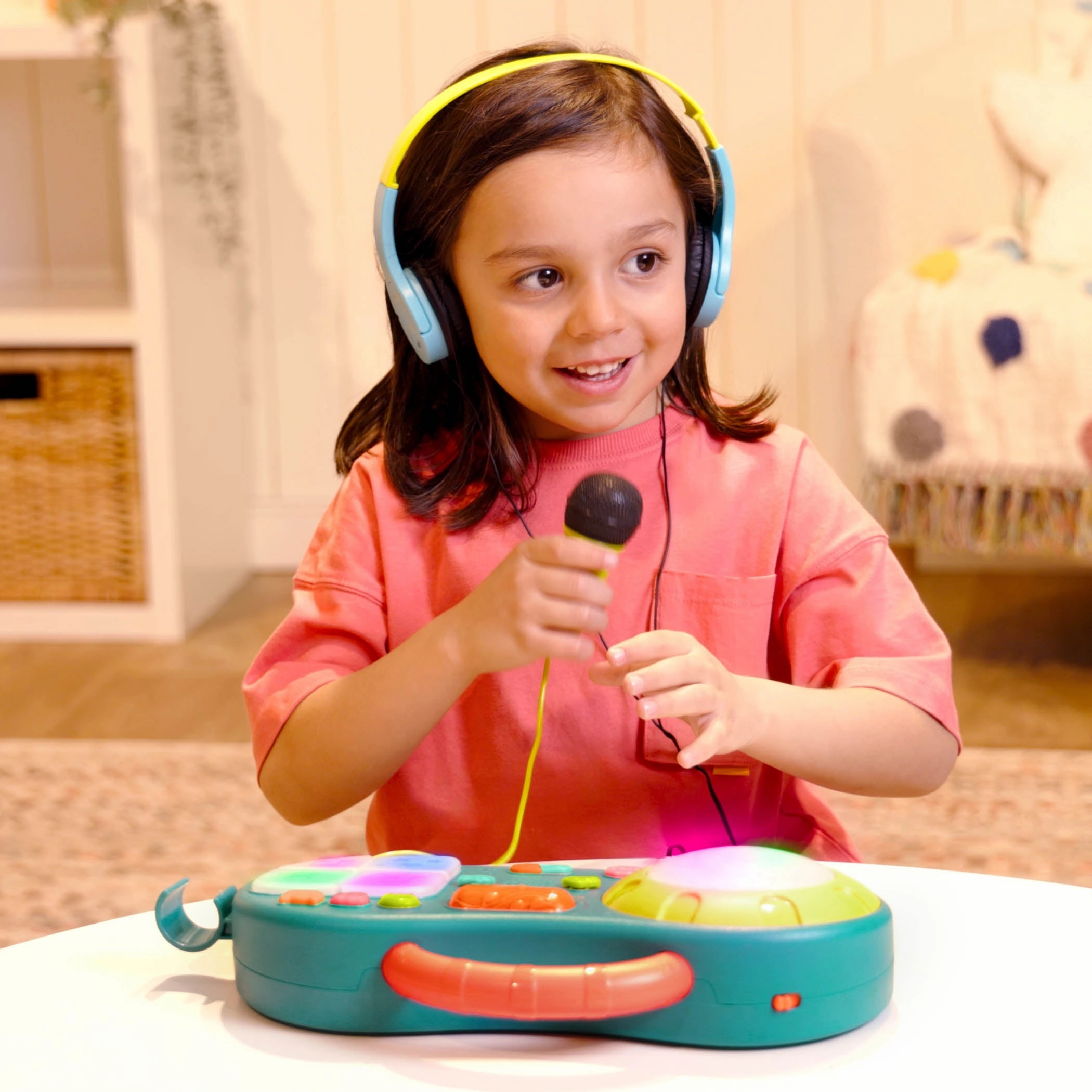 B. toys – B. MiniMixer