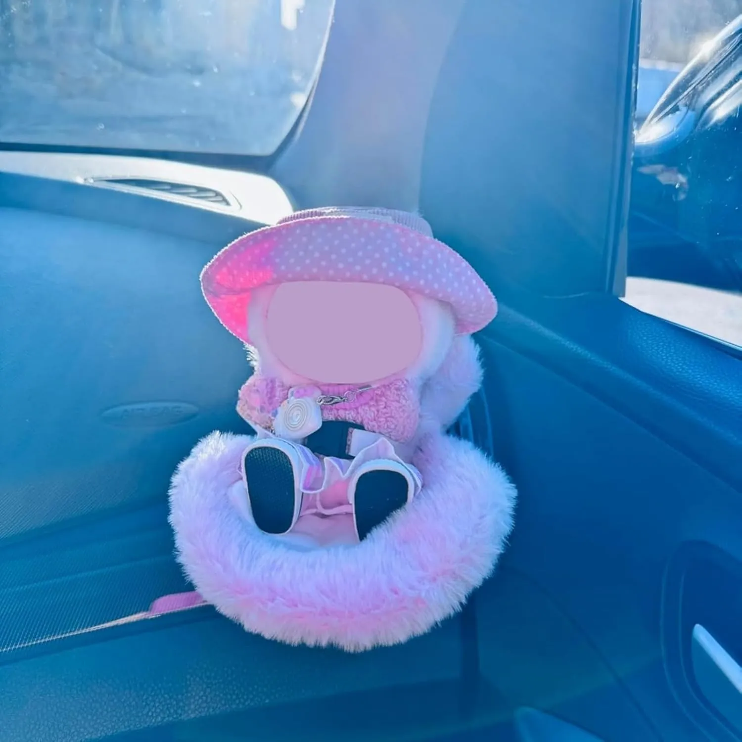 Car Seat for Labubu Doll with air Vent Clip,Cute,Functional Safety Seat for 3.94-6.69" (10-17cm) Dolls,Furry Cushion Car Ornament Display Accessory for Doll Fans and Collectors (Pink)
