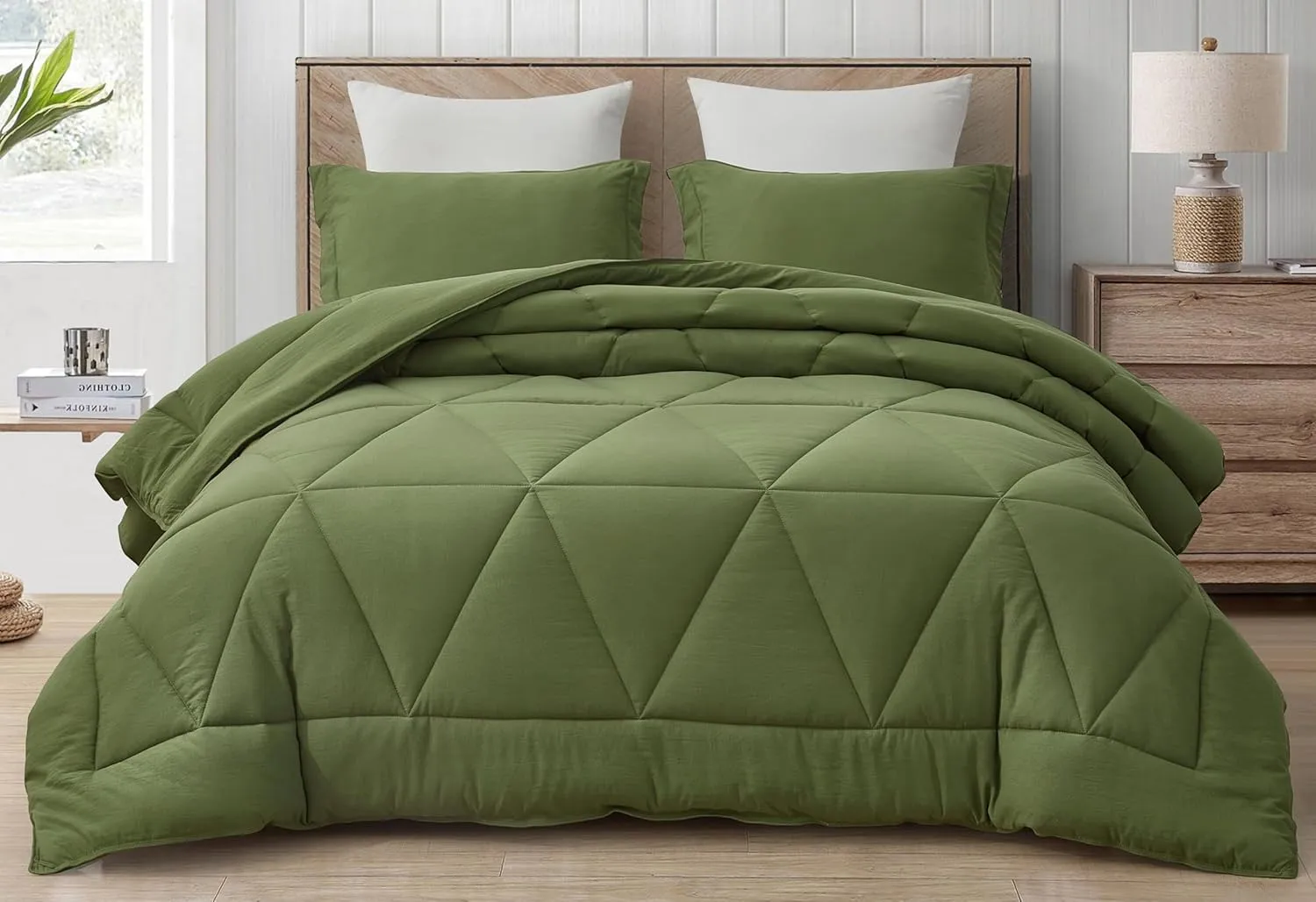 Chezmoi Collection Rory Olive Green Comforter Set Oversized Queen Size 3-Piece Fluffy Soft Lightweight Bedding Triangle Quilted Stone-Washed Microfiber Comforter Set for All Season