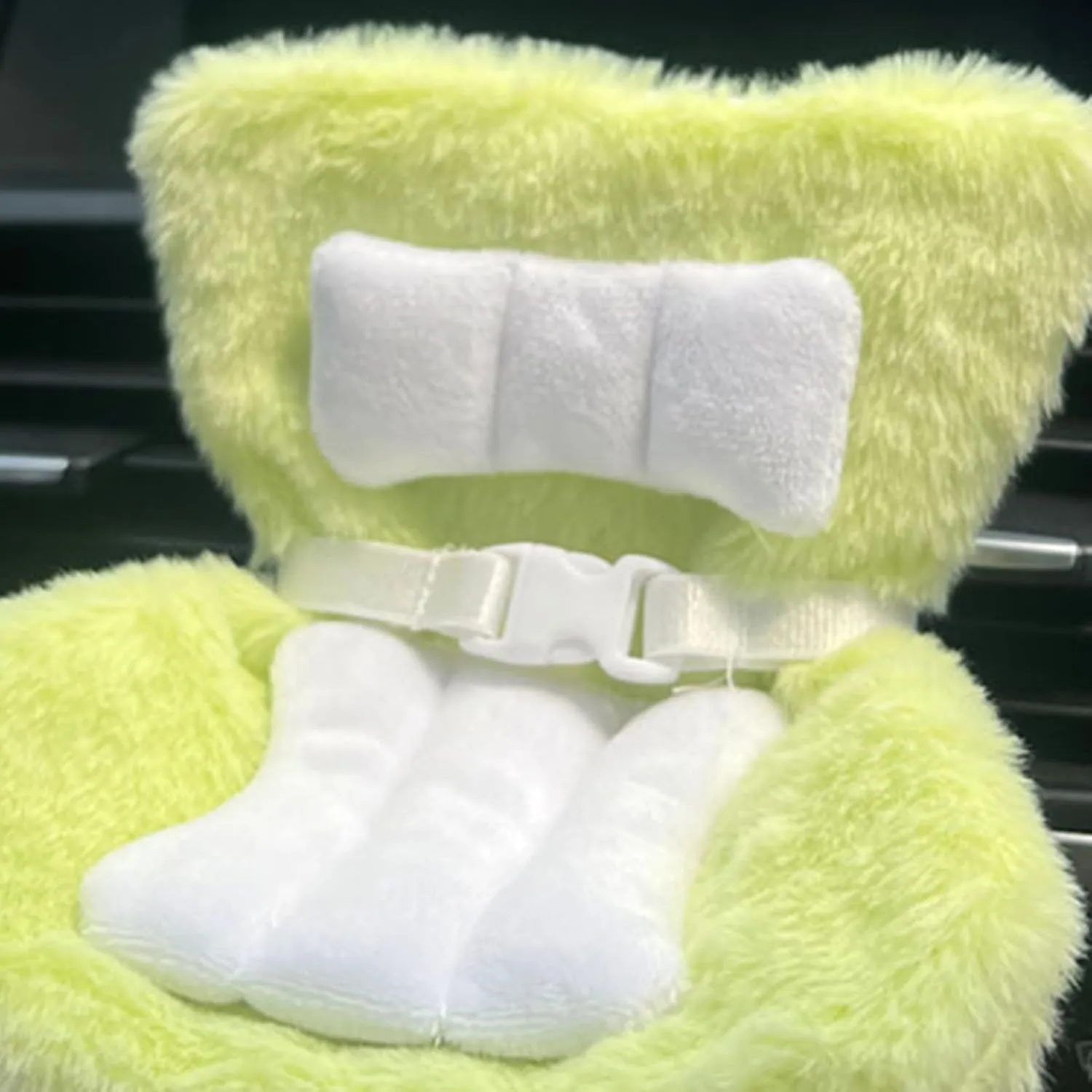 Doll Car Seat for 10-17cm Dolls, Doll Have a Seat with Clips onto Car Air Vent, Adjustable Belt and Desktop Stand Display Figures Car Ornament for Blind Box Doll Fans, Collectors (G)