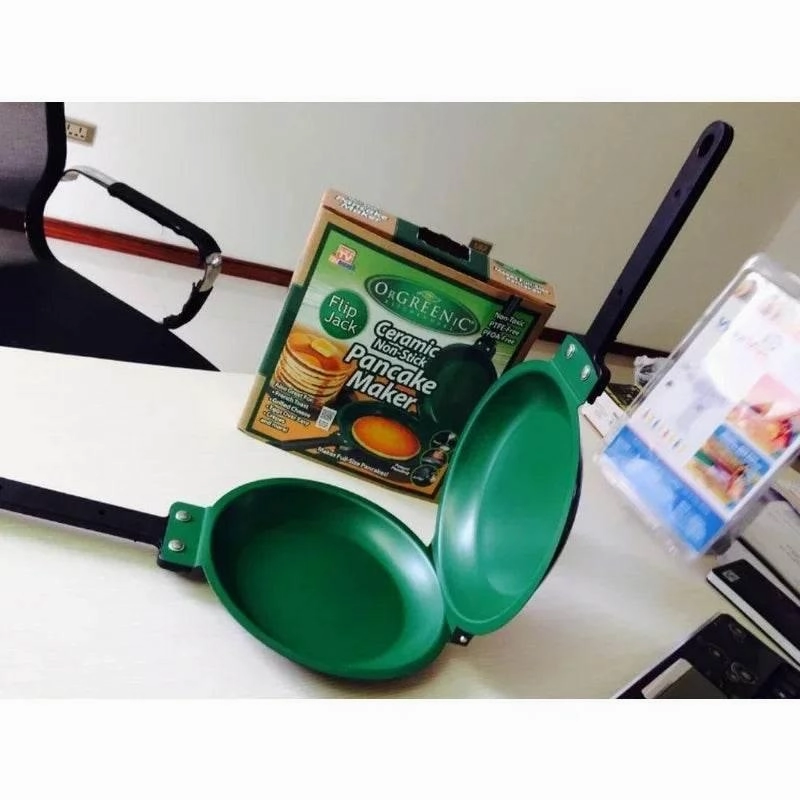 Double-Sided Pancake Frying Pan - Versatile Kitchen Utensil for Omelets and Steaks