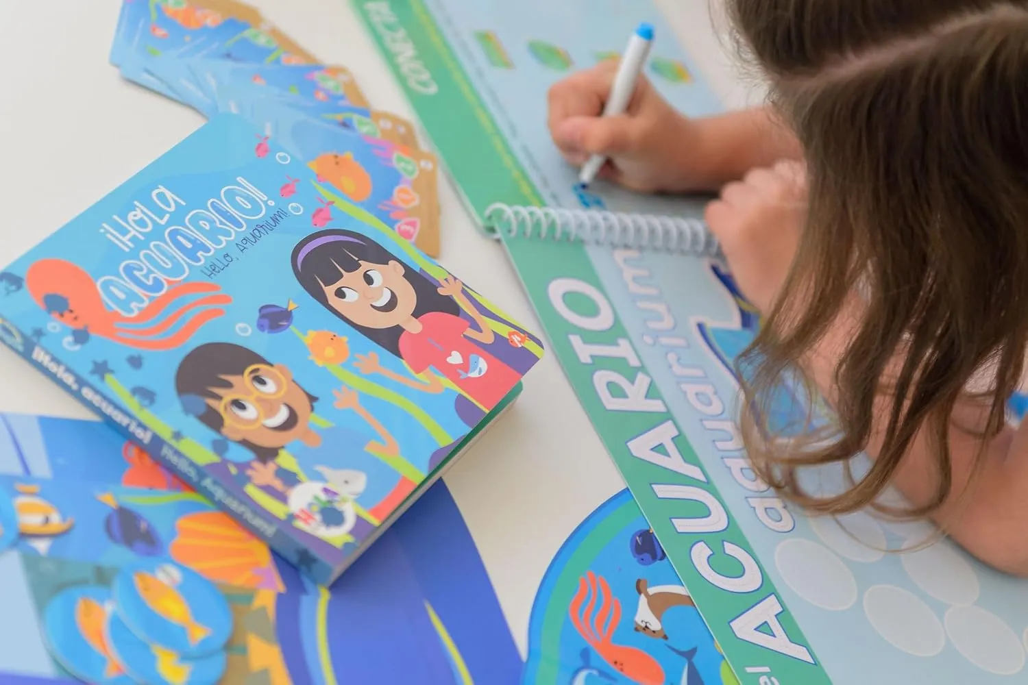 Hello, Aquarium! - ¡Hola, Acuario! | Includes Bilingual Book, Cards, Dry Erase Activity Book, Marker, and More | Interactive Learning Activities Spanish and English Educational Resources for Kids 3 