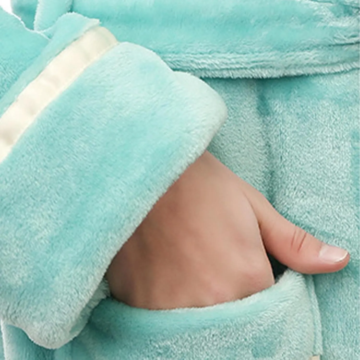 His and Hers Robes Flannel Long Length Matching Robes for Couples Warm Thickened Bathrobe Plus Size Shower Robe