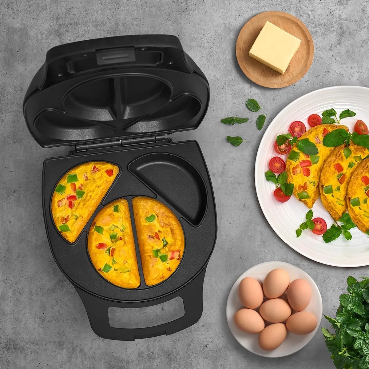 Holstein Housewares - Non-Stick Omelet & Frittata Maker, Stainless Steel - Makes 4 Individual Portions Quick & Easy (Black/Stainless Steel, 4 Section)