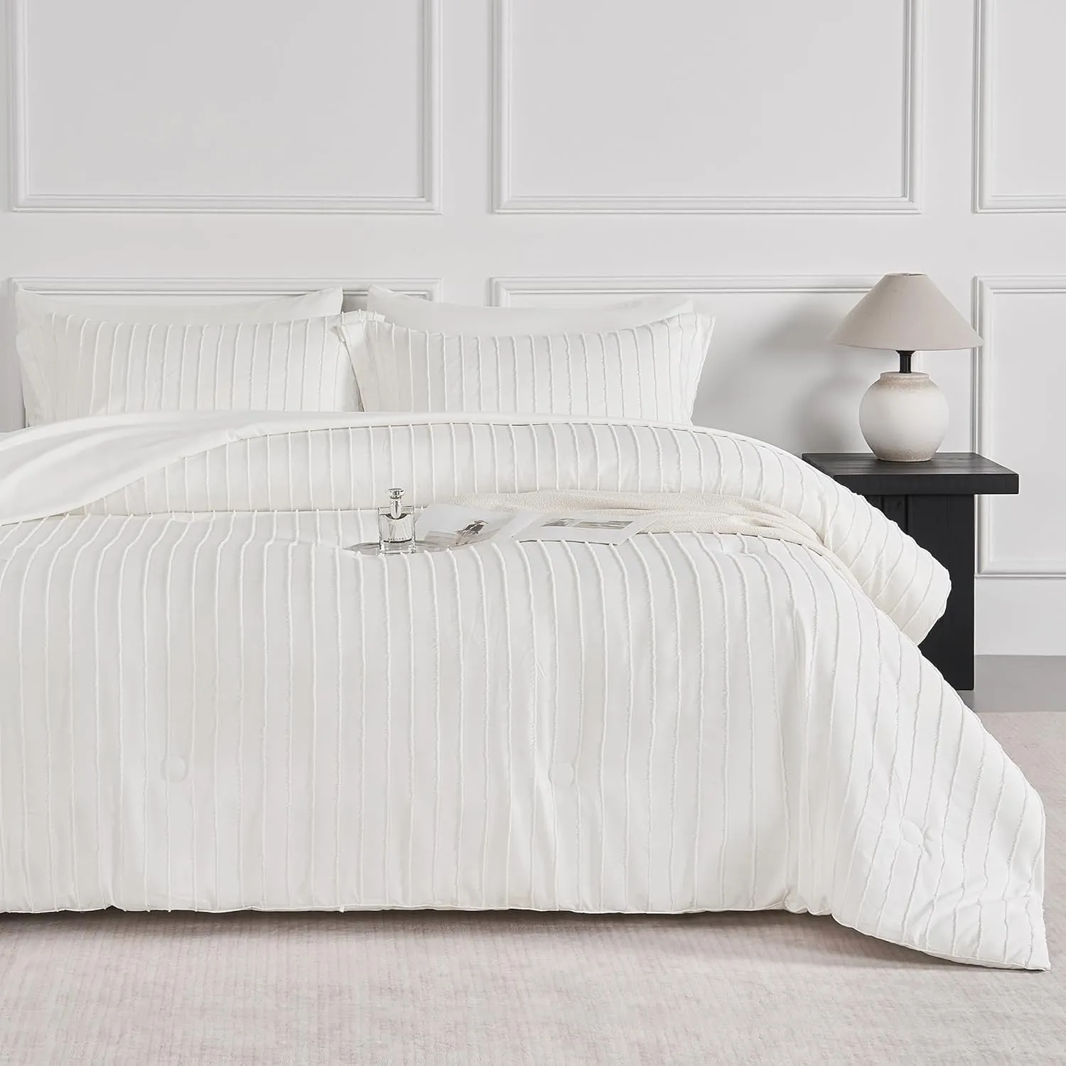 JELLYMONI Queen Comforter Set - White Striped Tufted Bedding Set for All Seasons, Fluffly Comforter (90"x90") with Pillow Shams (20"x26" 2")