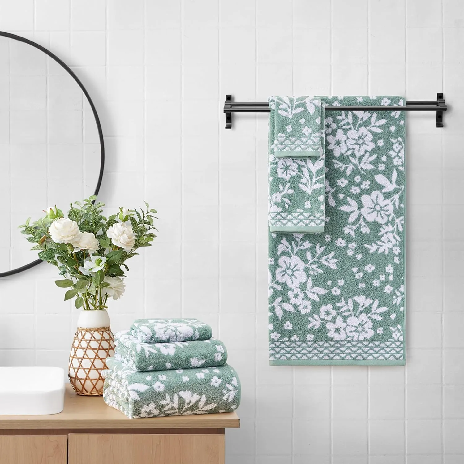 Lucky Brand Folk Floral 6 Piece Bath Towel Set - (2) Bath Towels, (2) Hand Towels, and (2) Washcloths - Iceberg Green Premium Bathroom Towel Set