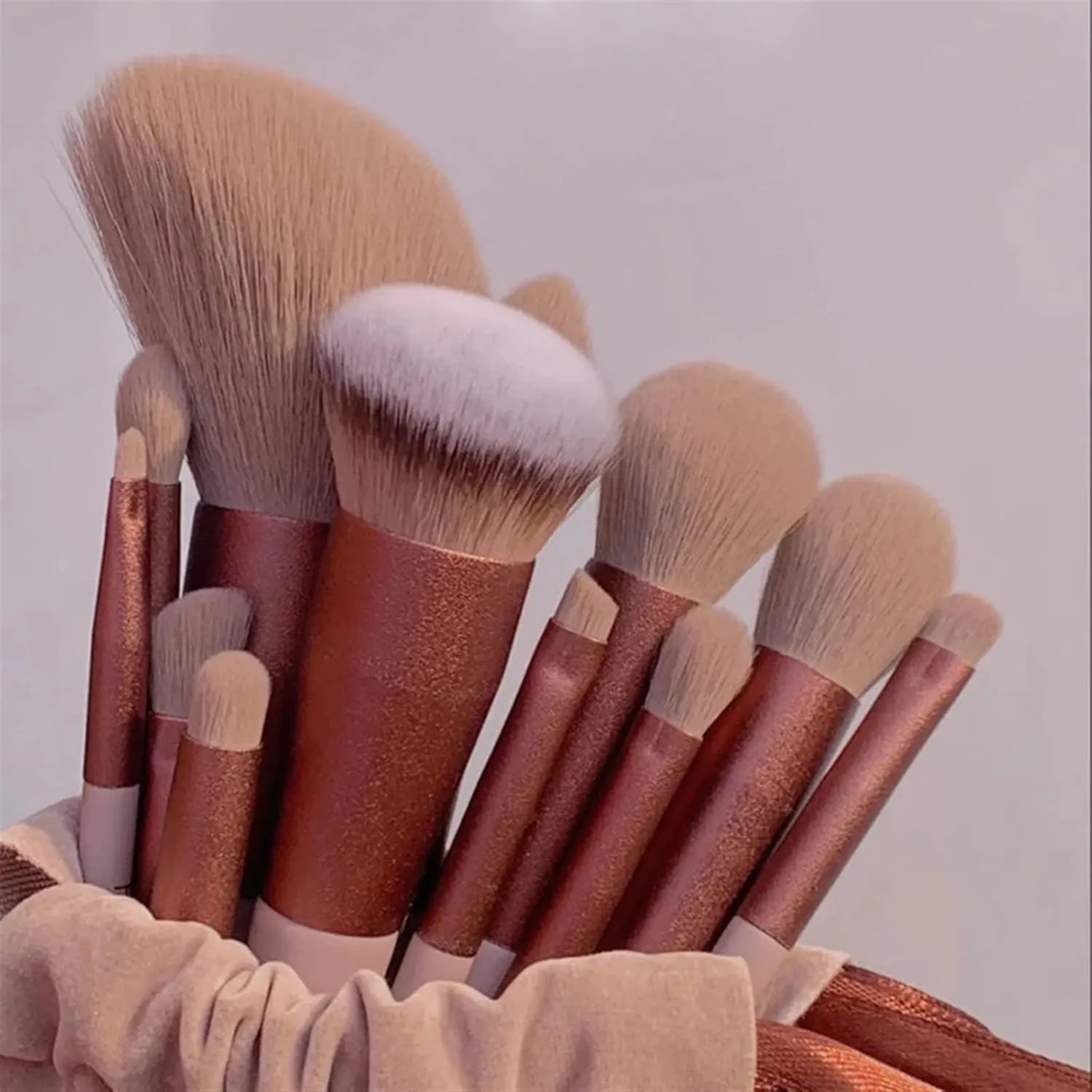 Makeup Brushes Sets 13Pcs Soft Fluffy Makeup Brushes Set for Cosmetics Foundation Blush Powder Eyeshadow Blending Makeup Brush Beauty Tool(13Pcs-Velvet bag-02)