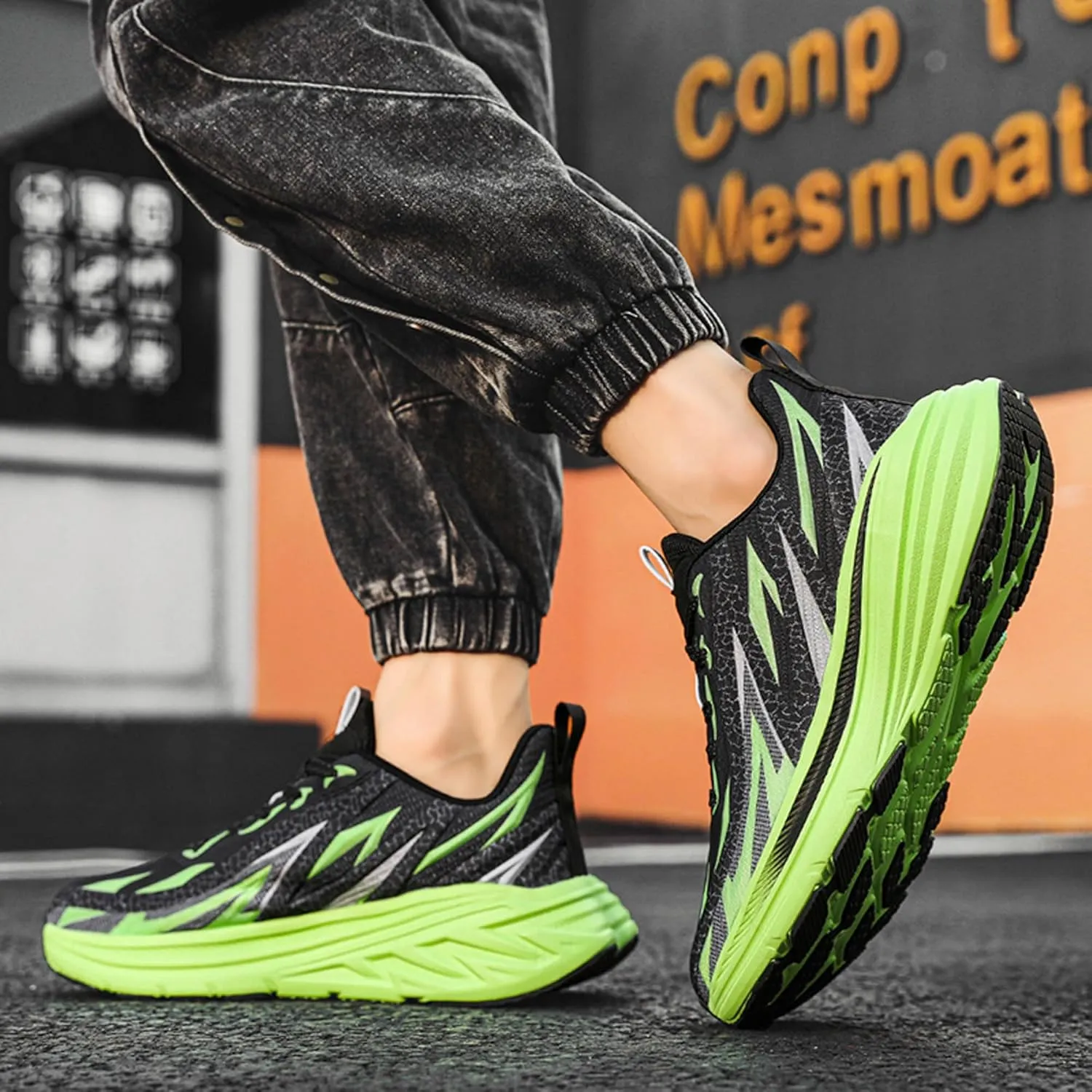 Men's High Top Lace Up Anti Slip Graffiti Basketball Shoes, Arch Support Casual Men's Breathable Running Shoes, Fitness Cushioning Training Shoes