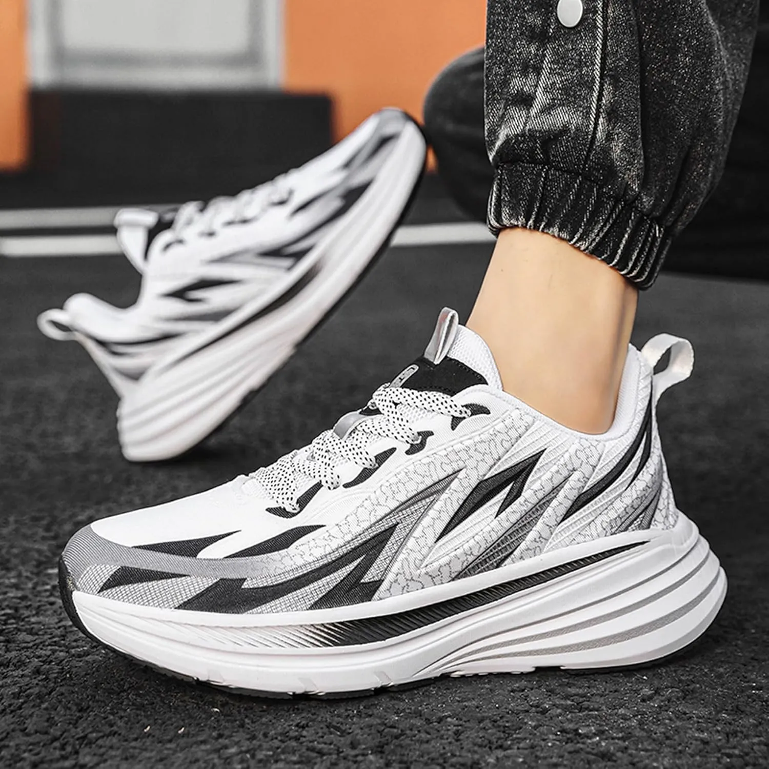 Men's High Top Lace Up Anti Slip Graffiti Basketball Shoes, Arch Support Casual Men's Breathable Running Shoes, Fitness Cushioning Training Shoes