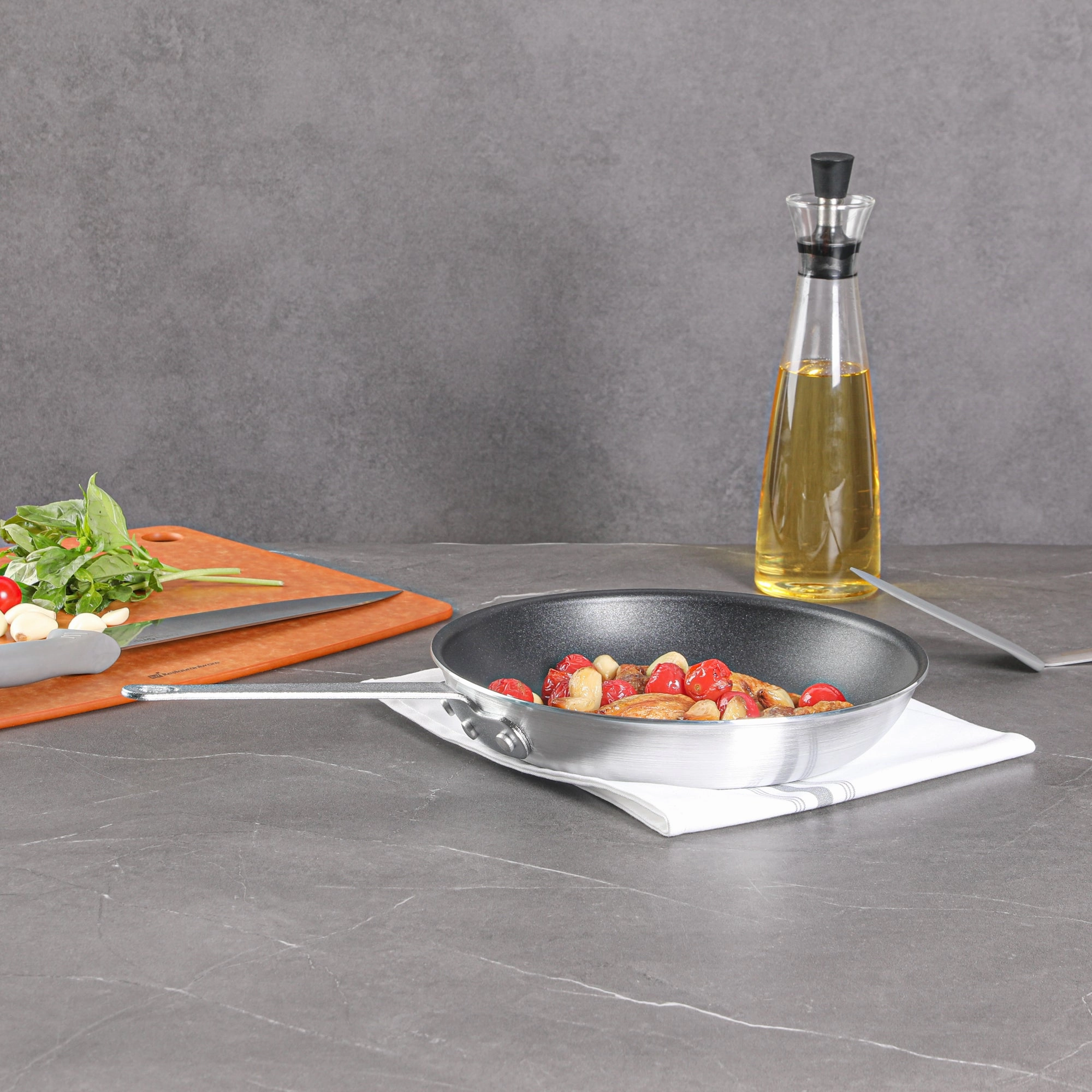 Met Lux Aluminum 10" Fry Pan - Non-Stick - 6 count box