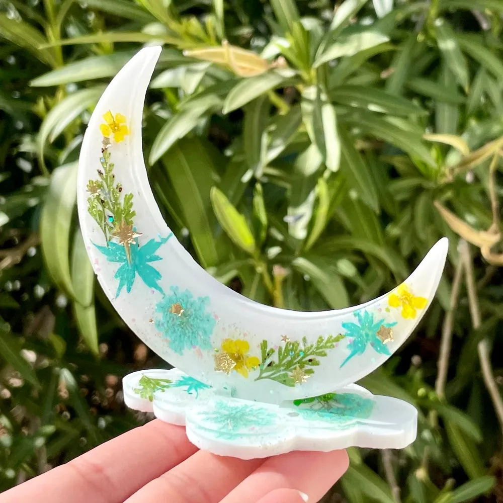 Milky Lunar Ring Holder ✵
