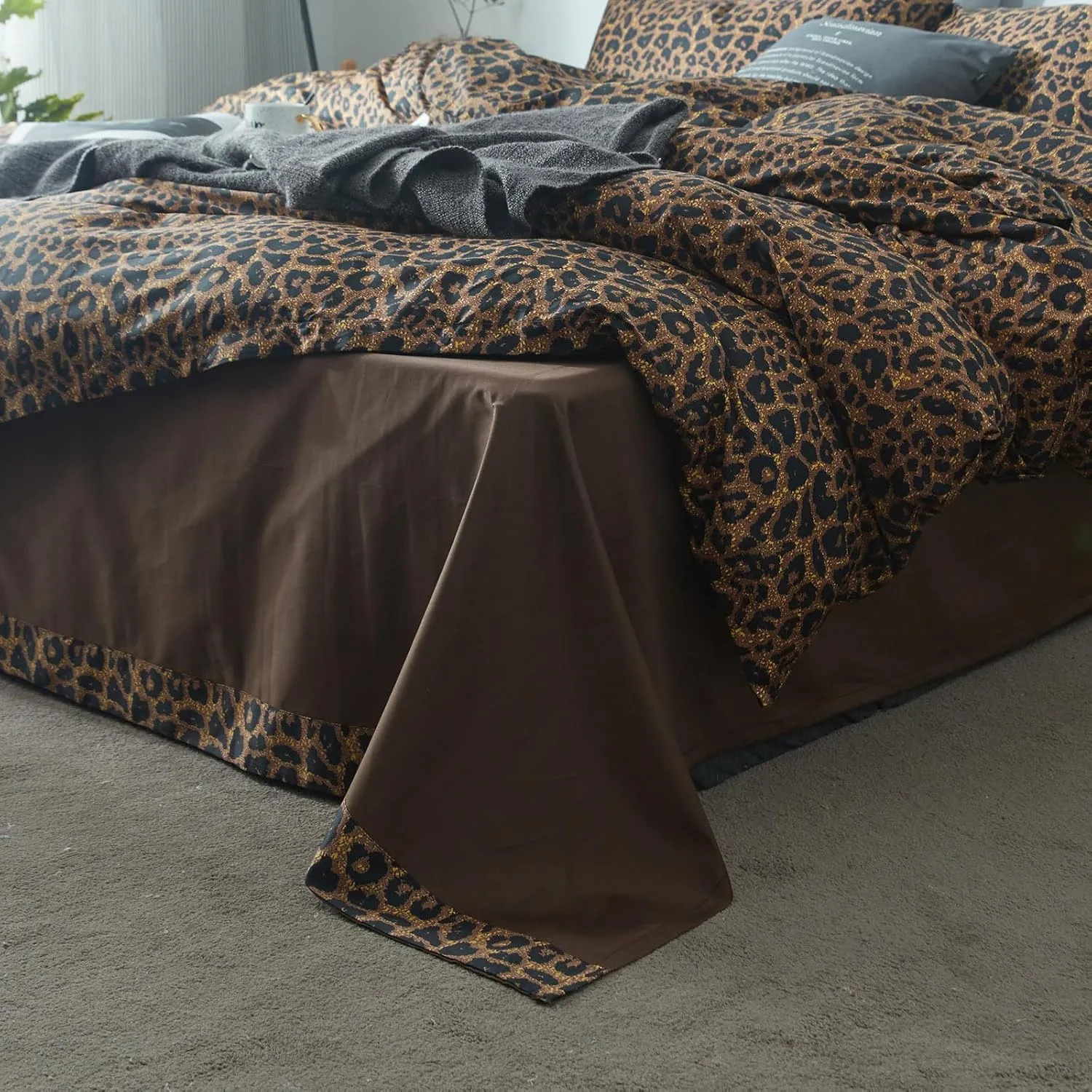 mixinni Leopard Print Queen Size Comforter Set-3 Pieces Animal Cheetah Printed Comforter Sexy Soft Fluffy Brown/Black Floral Print Bedding Set with 2 Pillowcases for All Season-Queen Size
