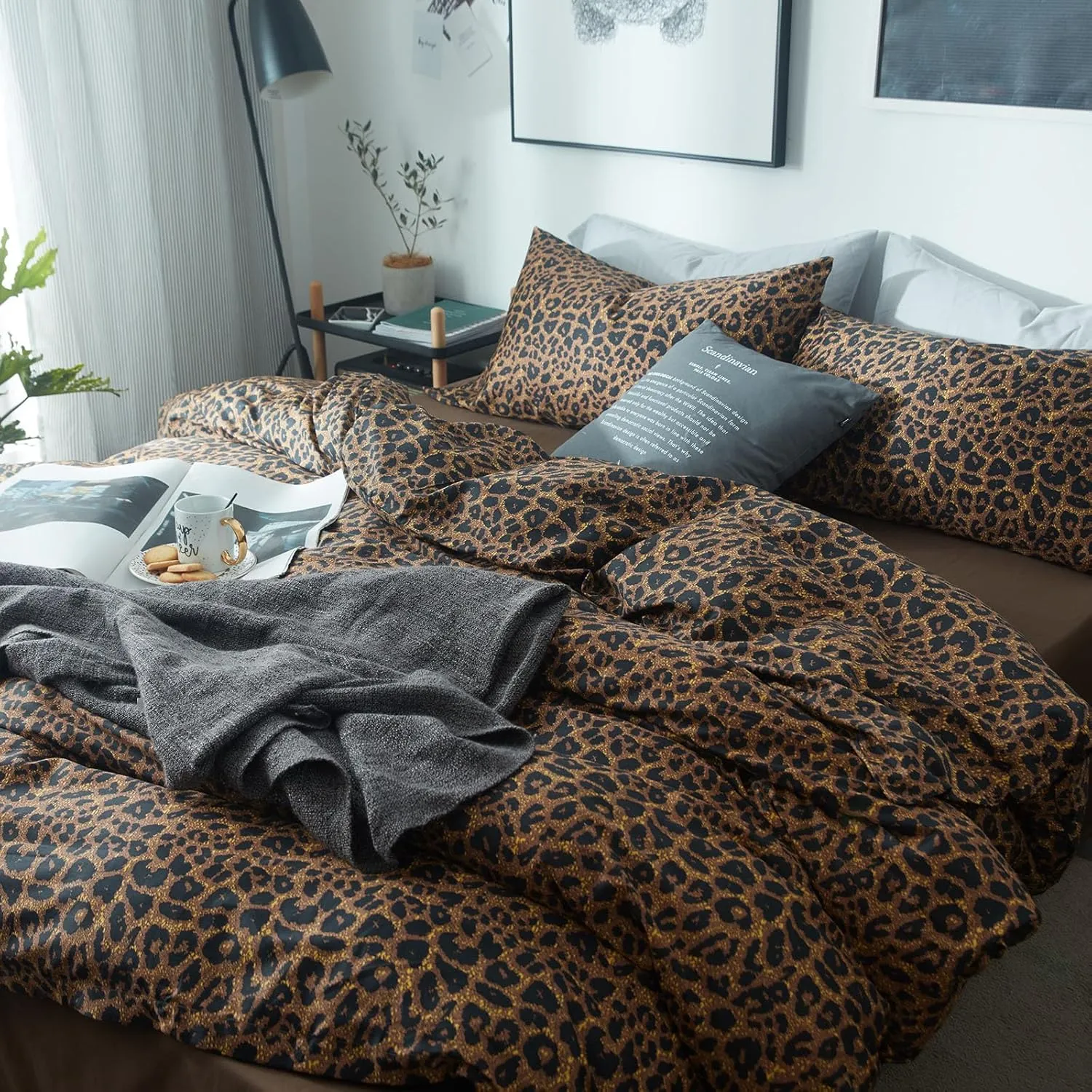 mixinni Leopard Print Queen Size Comforter Set-3 Pieces Animal Cheetah Printed Comforter Sexy Soft Fluffy Brown/Black Floral Print Bedding Set with 2 Pillowcases for All Season-Queen Size