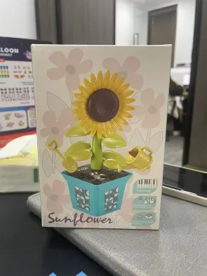 Musical Sunflower Piano Game Machine, Interactive Building Blocks Toy with Watering Can (Hyacinth)