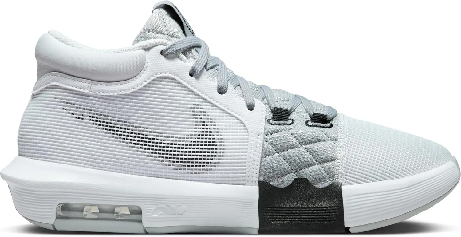 Nike Men's Basketball Shoe