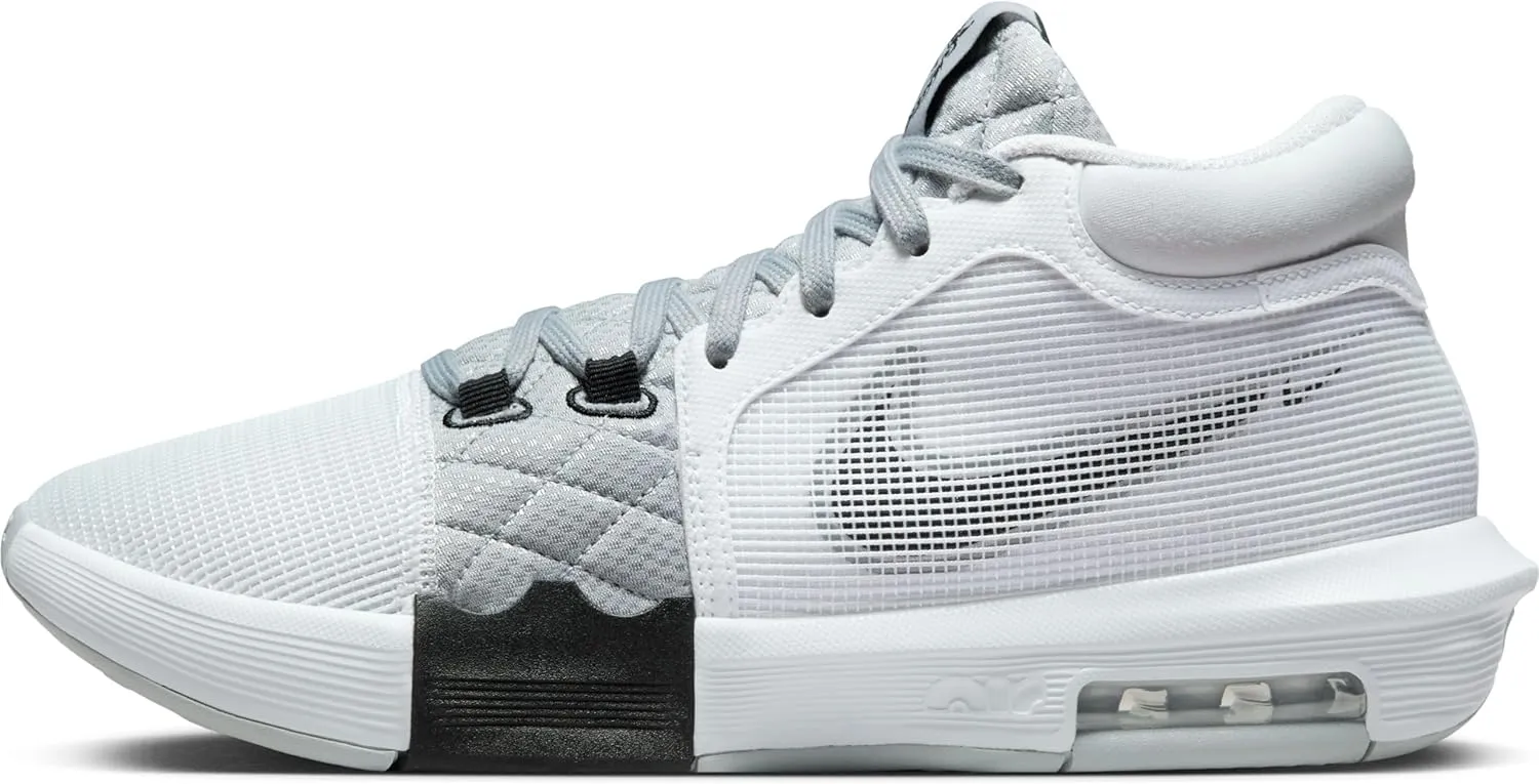 Nike Men's Basketball Shoe