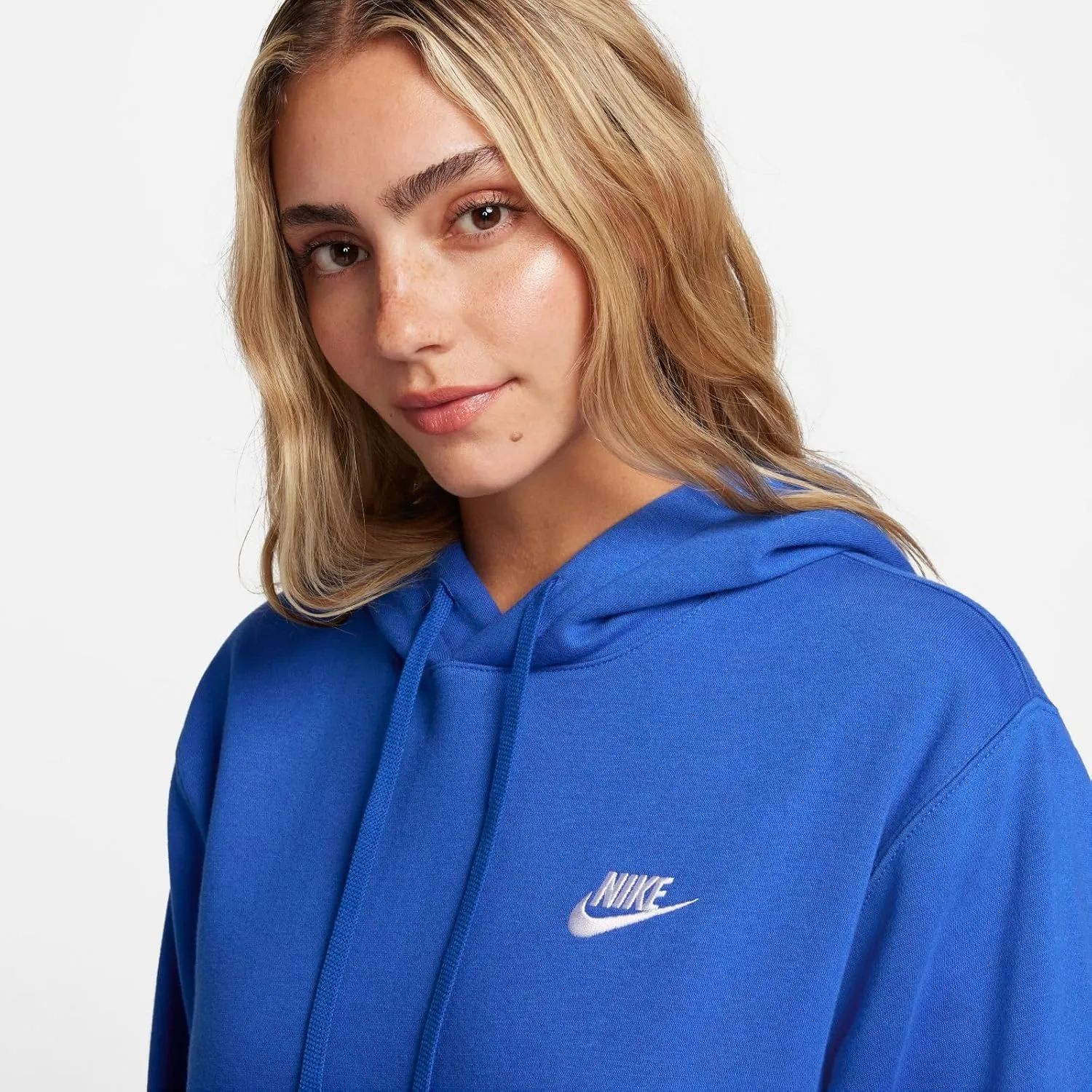 Nike Men's Sportswear Club Pullover Hoodie
