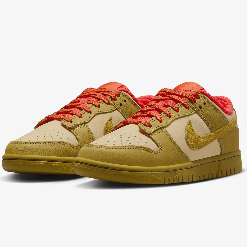 Nike Women's Modern