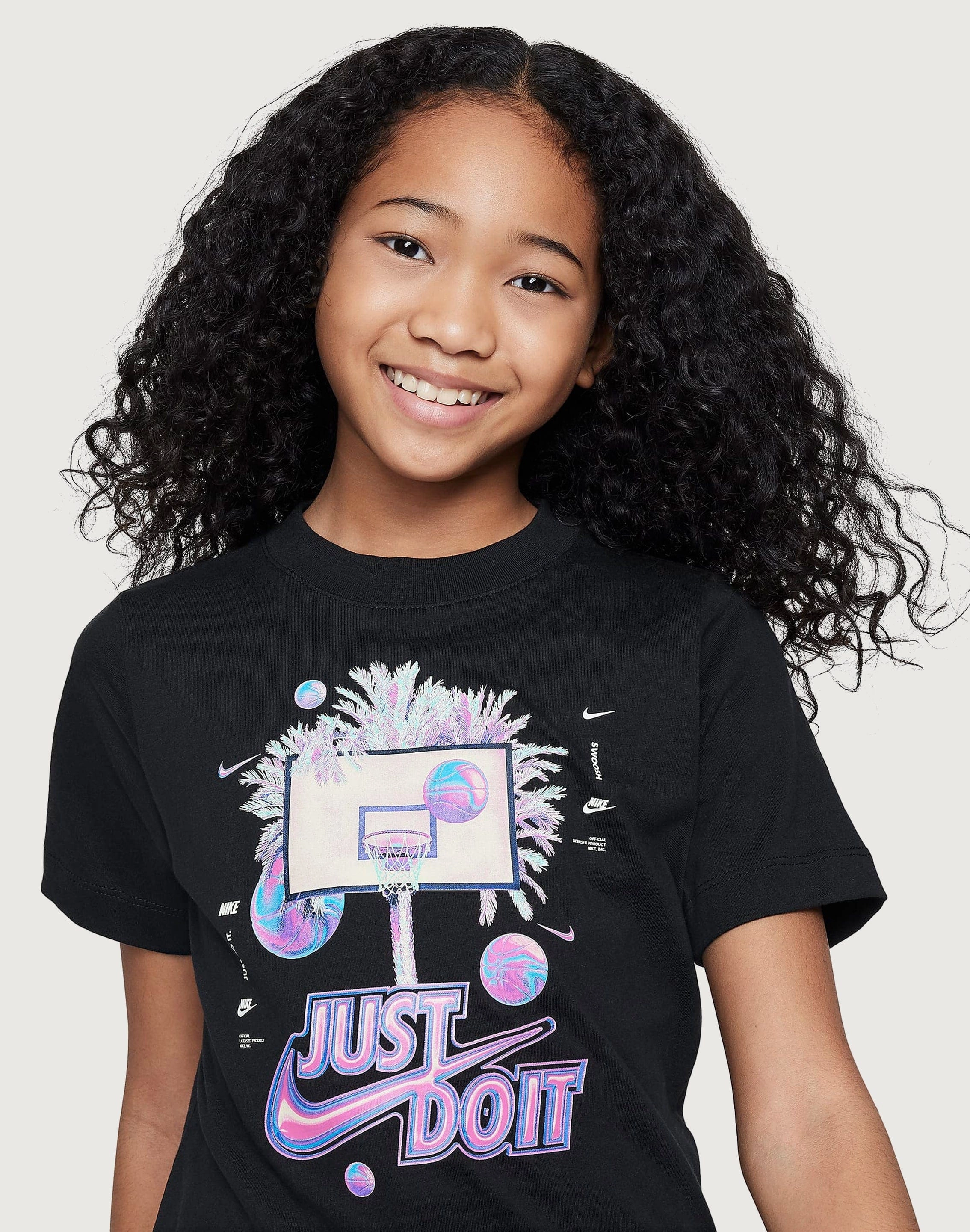 Nike Sportswear Tee Grade-School