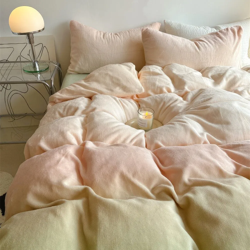 Pastel Peachy to Green Gradient Fleece Bedding Set