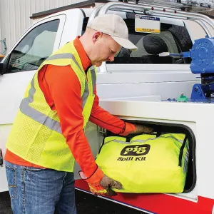 PIG Portable Spill Kit in Stowaway Bag by New Pig