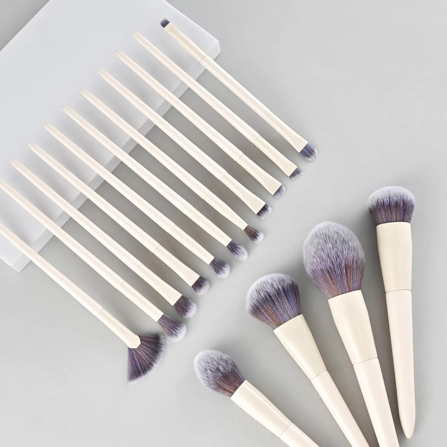 Professional Makeup Brush Set, 15 Piece White Collection with Storage Case, Synthetic Powder Foundation Contour Blending Kit (Purple without box)