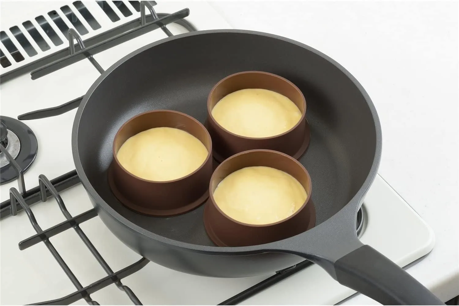 Set of 3 Silicone Cake Rings, Japanese fluffy Souffle Pancake Molds Egg Frying Molds Rice Sushi Cake Molds, Roung shape, Non Stick, 100 mm, 3 Pack