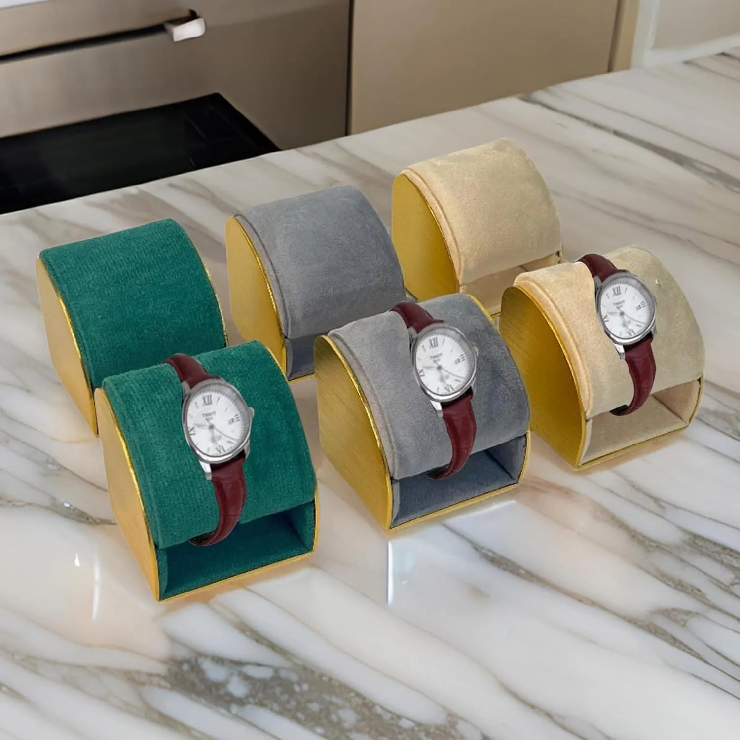 Sophisticated Plush Jewelry Stand Versatile Plush Jewelry Display Stand for Watches Bracelets Metal Organizers