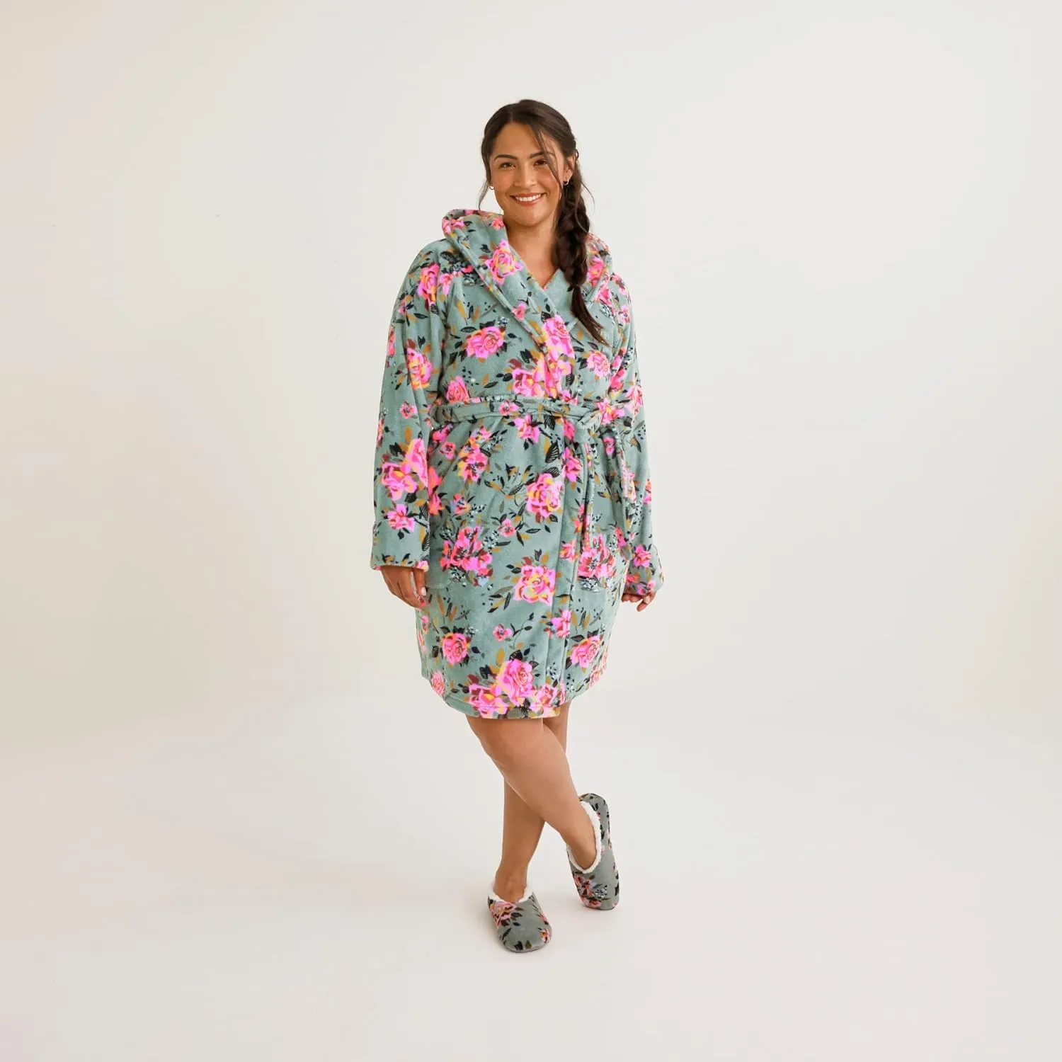 Vera Bradley Women's Plush Fleece Robe (Extended Size Range)