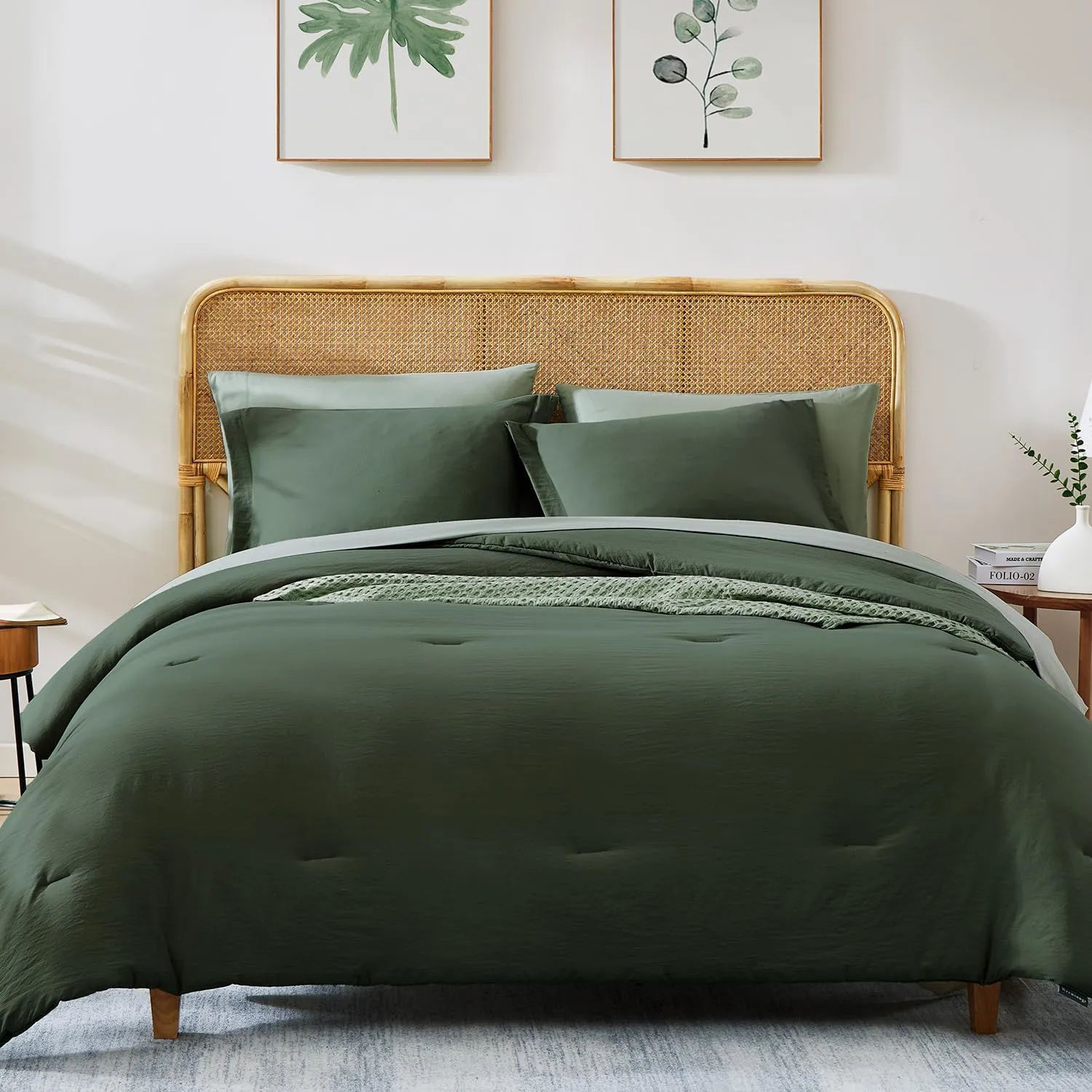 WRENSONGE King Comforter Set, 7 Pieces Deep Forest Soft Bed in a Bag King with Fitted Sheet, Flat Sheet, 2 Pillow Shams, and 2 Pillowcases- Warm Bedding Set for All Season