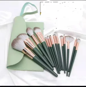 YIRENZUI 14pcs Champagne Makeup Brushes Set for Cosmetic Foundation Blush Eyeshadow Blending Make Up Brush Beauty Tool,Best Choice (Color : F, Size : As Shown)