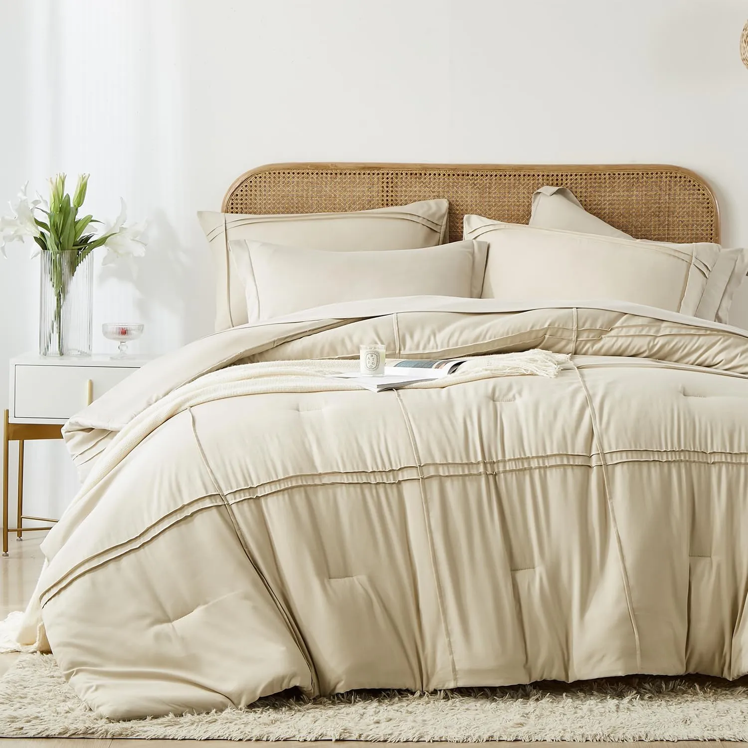 Yogeneg Twin Comforter Set 5 Piece Bed in a Bag,Grid Pinch Pleat Beige Twin Bedding Set,Striped Textured Soft Microfiber Comforter with Sheet Set,All Season Complete Bed Set(Beige,Twin)